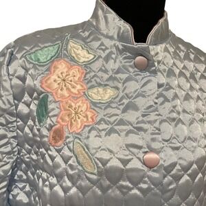 Vtg Appel Quilted Robe Button Front Womens Sz M Light Blue Floral Embroidered